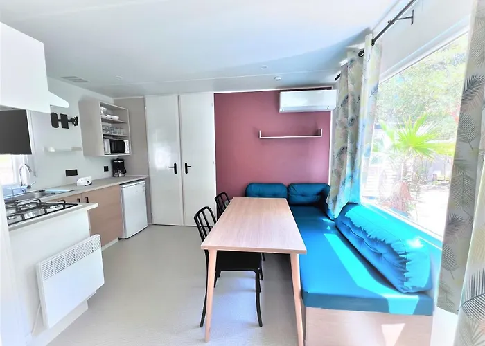 Les Ilots D'or 维琪奥港