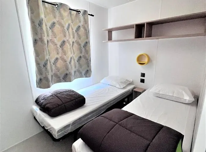 Les Ilots D'or 营地